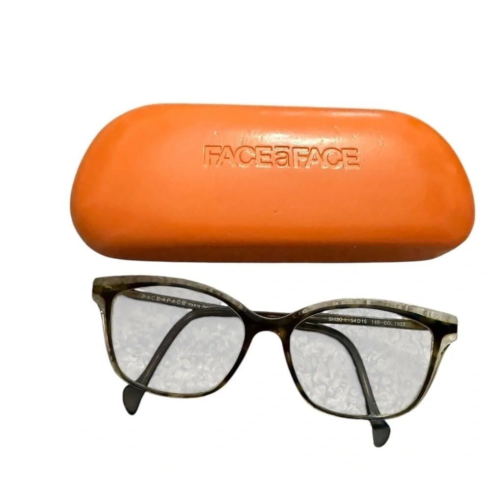The Face a Face Shiso eyeglasses with original case in great condition handmade